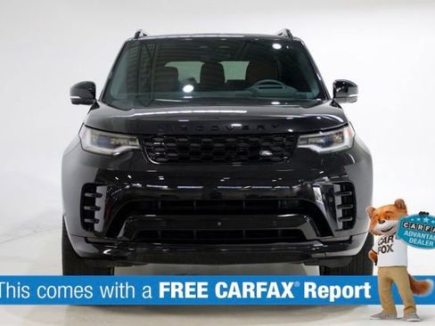 Used 2024 Land Rover Discovery Dynamic SE image 2