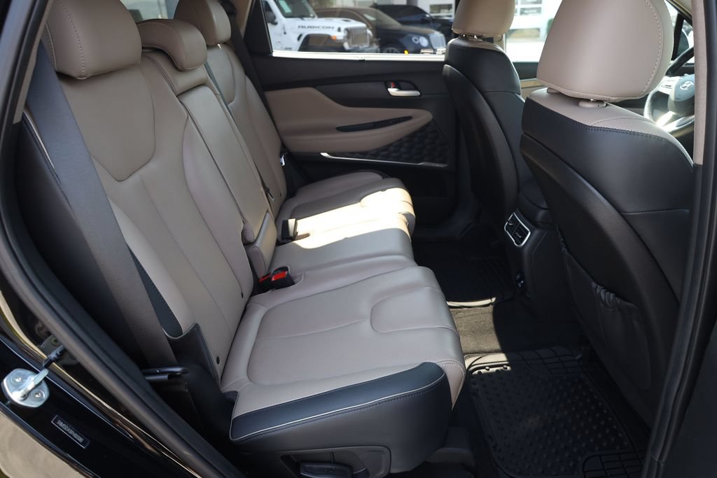 Used 2023 Hyundai Santa Fe Limited w/ Cargo Package AWD/4WD image 17