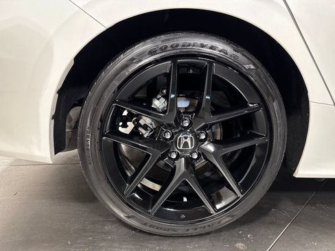 Certified 2024 Honda Civic Sport image 13