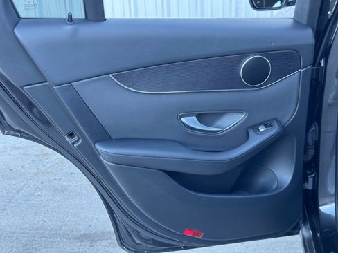 Used 2022 Mercedes-Benz GLC 300 image 40