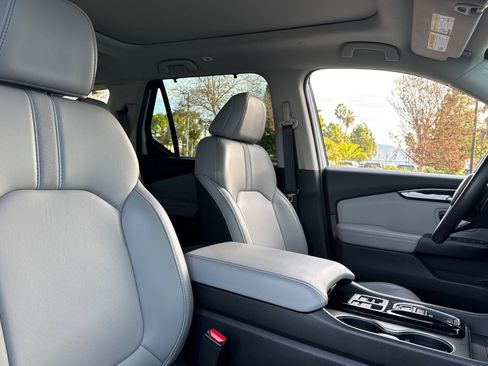 Certified 2024 Honda Pilot Touring image 32