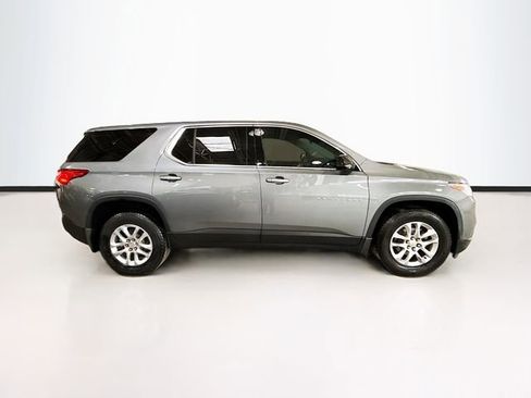 Used 2018 Chevrolet Traverse LS image 5