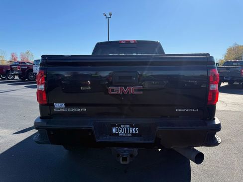 Used 2019 GMC Sierra 2500 Denali image 5