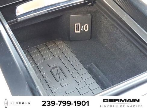 New 2026 Lincoln Corsair Premiere image 30