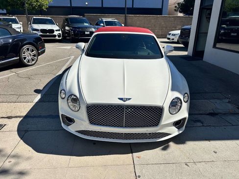 Used 2020 Bentley Continental GT image 4