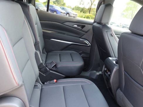 Used 2024 Chevrolet Traverse Z71 w/ LPO, Floor Liner Package AWD/4WD image 16