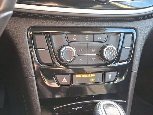 Certified 2022 Buick Encore Preferred image 15