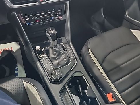 New 2026 Volkswagen Taos SEL AWD/4WD image 33