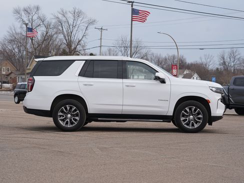 Used 2022 Chevrolet Tahoe LT image 2
