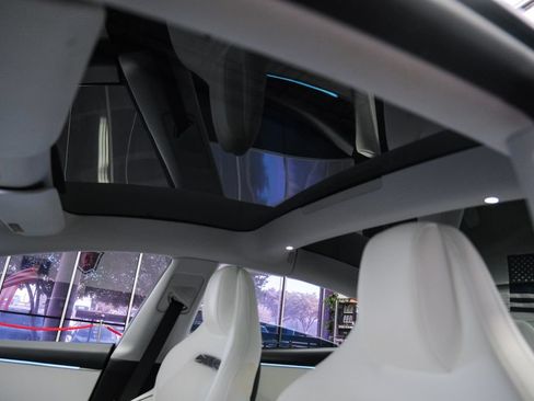 Used 2024 Tesla Model 3 Performance AWD/4WD image 6
