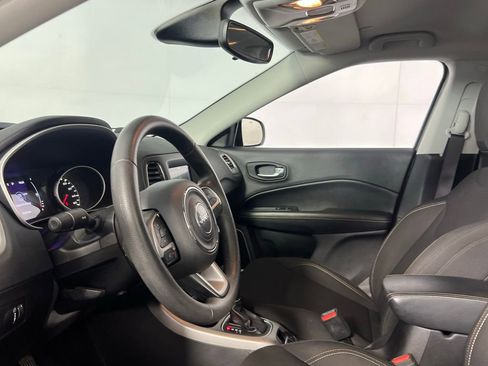 Used 2020 Jeep Compass Sport w/ Safety & Security Group image 21