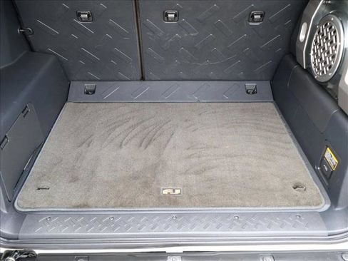 Used 2010 Toyota FJ Cruiser 4WD image 6
