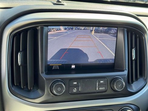 Used 2022 Chevrolet Colorado ZR2 image 14