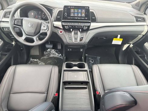 New 2026 Honda Odyssey Sport-L image 17