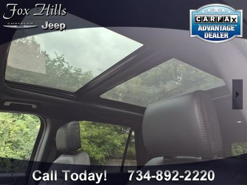 Used 2018 Ford Expedition Limited w/ Equipment Group 302A AWD/4WD image 17