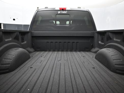 Used 2023 Ford F250 King Ranch w/ FX4 Off-Road Package image 6