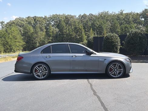 Used 2018 Mercedes-Benz E 63 AMG S image 5