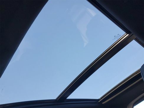 Certified 2025 Acura RDX SH-AWD image 31