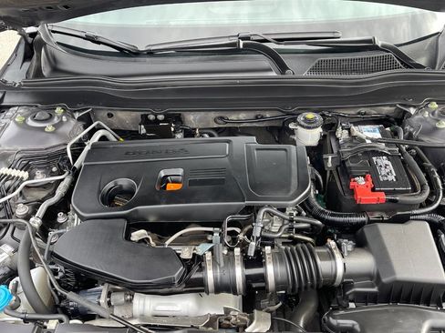 Used 2018 Honda Accord EX-L image 9