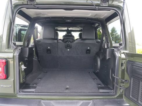 Used 2021 Jeep Wrangler Unlimited Rubicon AWD/4WD image 9