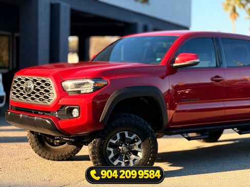 Used 2021 Toyota Tacoma TRD Off-Road w/ Technology Package AWD/4WD image 2