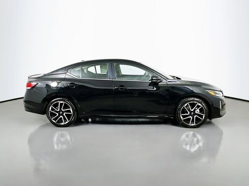 Used 2025 Nissan Sentra SR FWD image 7