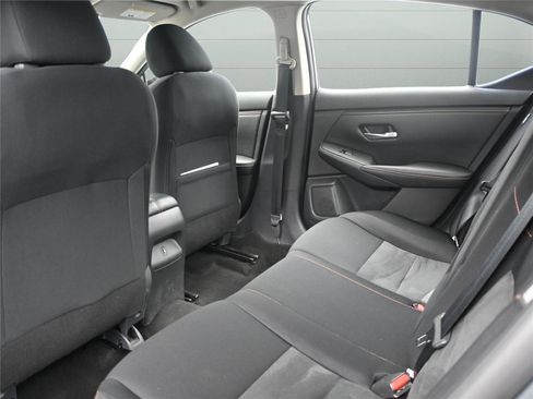 Used 2021 Nissan Sentra SR image 13