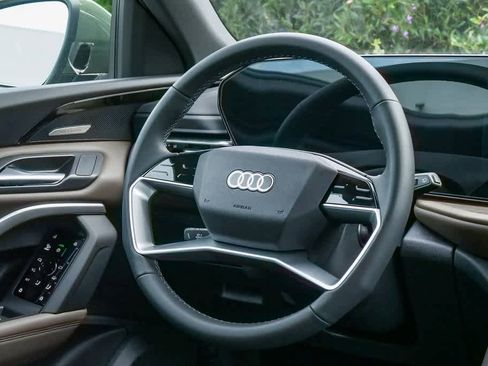 New 2025 Audi Q5 Premium Plus image 14