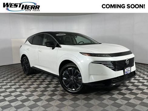 Used 2025 Nissan Murano Platinum AWD/4WD image 1