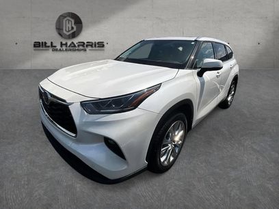 Used 2021 Toyota Highlander Limited