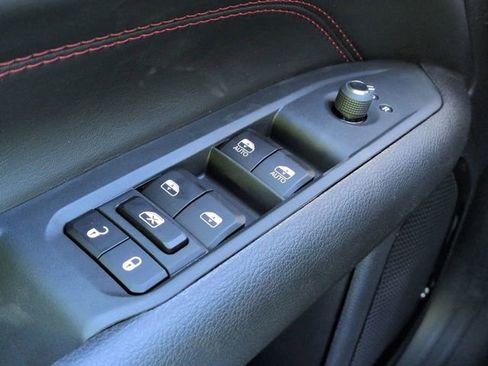 New 2026 Jeep Compass Trailhawk image 22