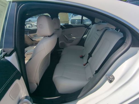 Used 2025 Mercedes-Benz CLA 250 image 5