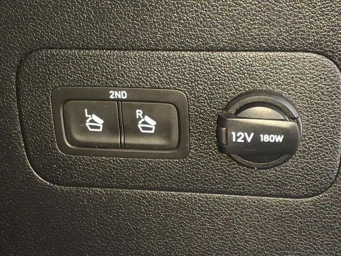 Used 2020 Hyundai Santa Fe SEL w/ Convenience + Premium Package image 27