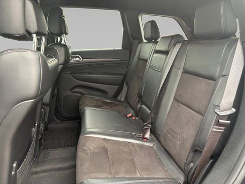 Used 2020 Jeep Grand Cherokee Laredo w/ Quick Order Package 2BN North AWD/4WD image 14
