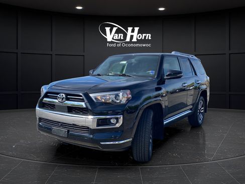 Used 2022 Toyota 4Runner Limited AWD/4WD image 3