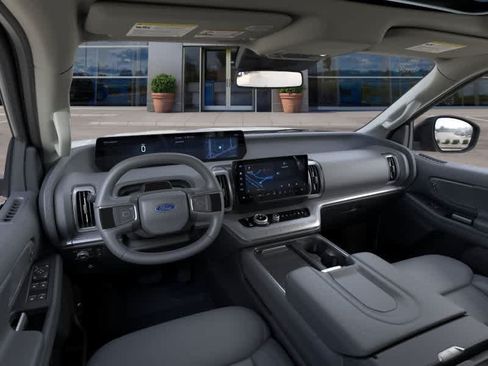 New 2026 Ford Expedition Active AWD/4WD image 9