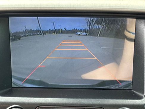 Used 2015 GMC Canyon SLT w/ LPO, Gearon Divider Package image 27