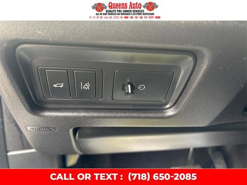 Used 2017 Land Rover Discovery Sport HSE image 53