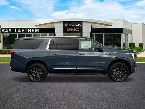 New 2026 GMC Yukon XL Elevation w/ Elevation Premium Package image 6