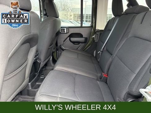 Used 2023 Jeep Wrangler Unlimited w/ Cold Weather Group image 23