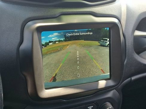 Used 2021 Jeep Renegade Trailhawk w/ Sun & Sound Group AWD/4WD image 21