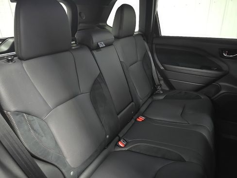 Used 2025 Subaru Forester Touring image 17