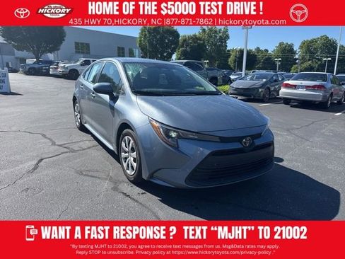 Used 2024 Toyota Corolla LE FWD image 1