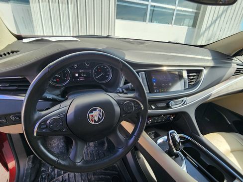 Used 2021 Buick Enclave Essence w/ Sound and Sites Package image 13