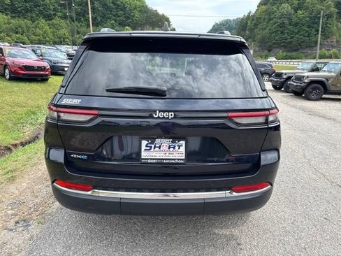 Used 2024 Jeep Grand Cherokee Limited 4xe AWD/4WD image 4