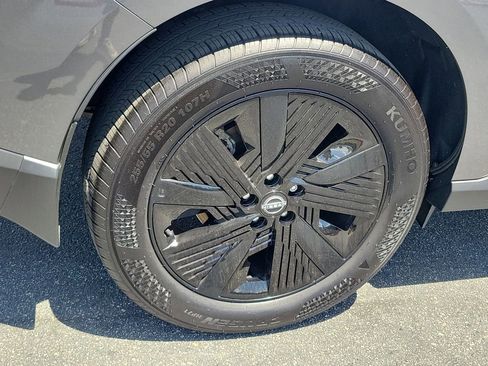 Used 2025 Nissan Murano SV FWD image 29