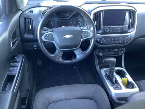 Used 2016 Chevrolet Colorado LT w/ LT Convenience Package AWD/4WD image 10