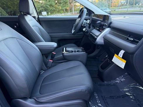 Used 2025 Hyundai Ioniq 5 SEL image 20