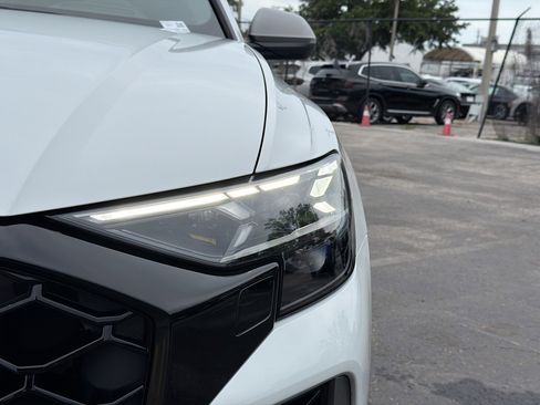 Used 2025 Audi RS Q8 performance w/ RS Design Package - Red AWD/4WD image 9