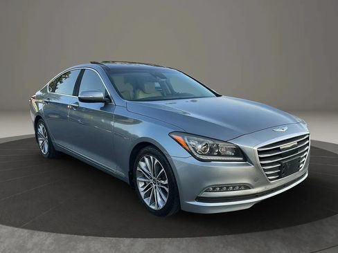 Used 2016 Hyundai Genesis 3.8 w/ Option Group 02 RWD image 4